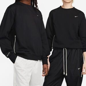 NWT Nike Dri Fit standard issue basketball crewneck sweater